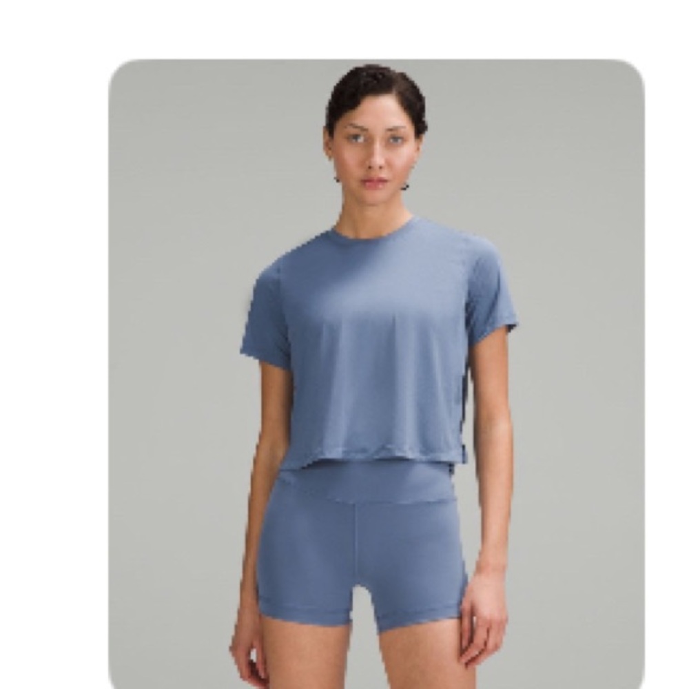 Lululemon Ultralight Waist-length T-Shirt OASB 10